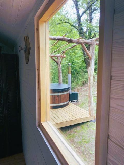 Domaine De Bourbacoup Apartment Tulle Bagian luar foto